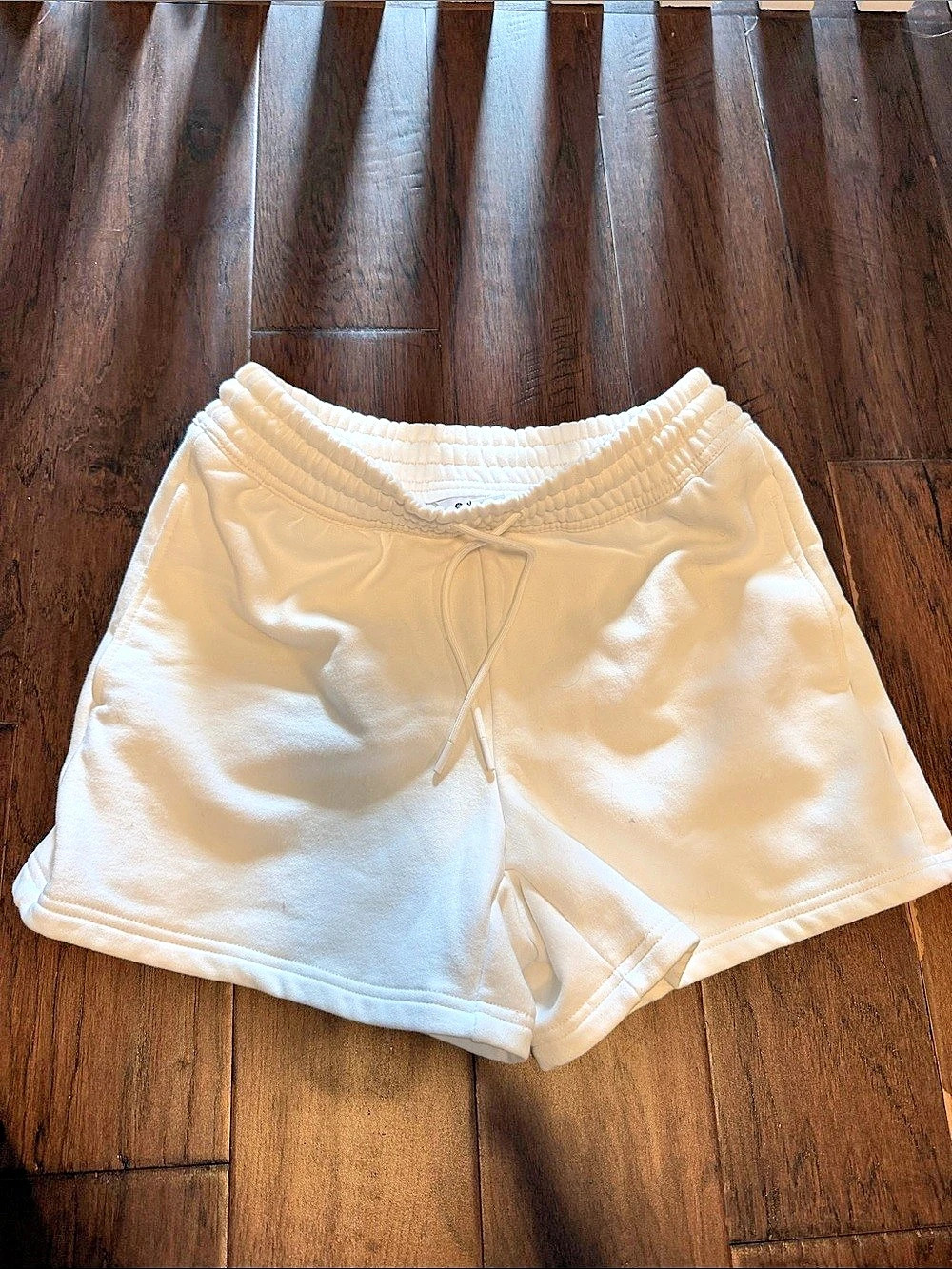 Athleta Athletic Shorts in White Size XS Like New